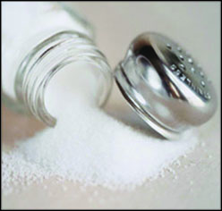 نمک و خطر بروز سنگ‌کلیه و پوکی‌استخوان 