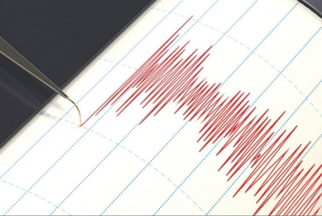 ثبت فوج‌لرزه‌ها در ۳ استان کشور/ثبت زلزله ۳.۳ در گیلانغرب