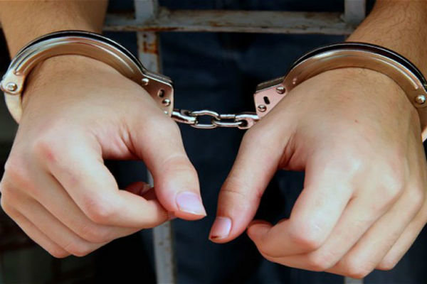 بازداشت تعدادی از اعضای شبکه فساد دارویی استان البرز