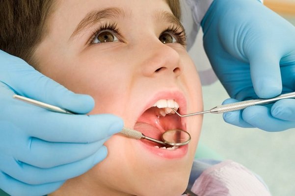 عوارض عدم آشنایی دندانپزشک با کاربرد لیزر/سوختگی لثه