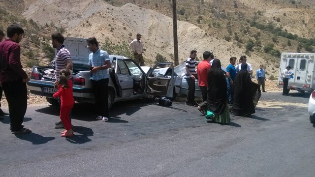 یک کشته‌ و ۱۲ مصدوم در تصادف زنجیره‌ای در جاده الیگودرز